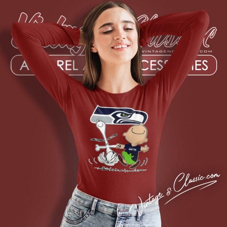 Seattle Seahawks Charlie Brown Snoopy Dancing Long Sleeve Tee Seattle Seahawks Charlie Brown Snoopy Dancing Long Sleeve Tee