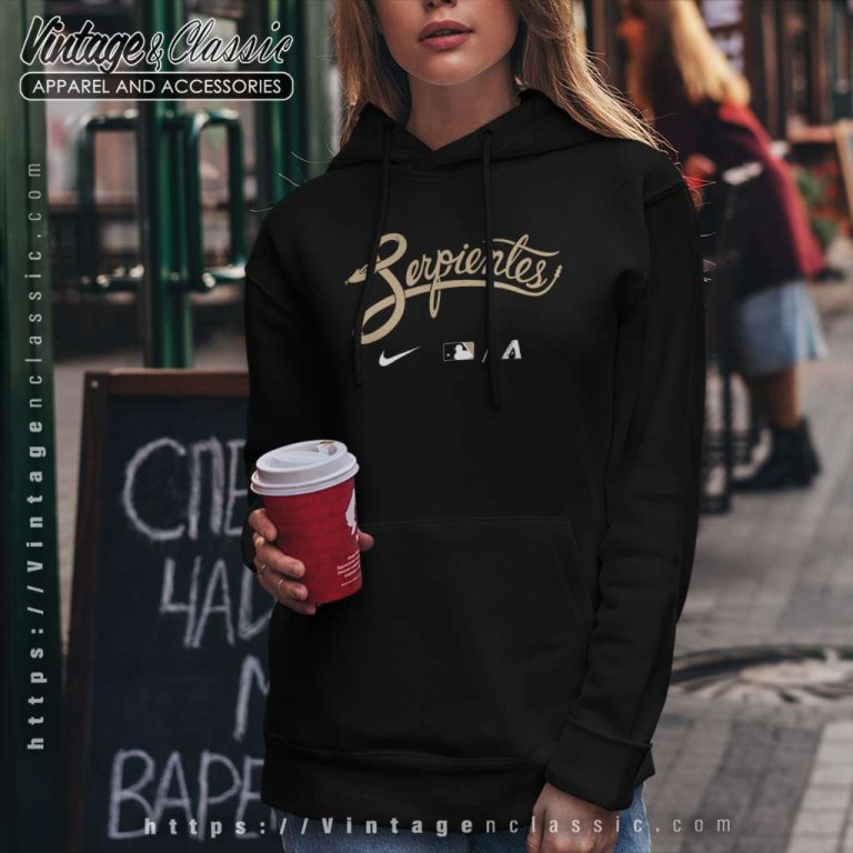 Serpientes Arizona Diamondbacks Nike Logo Therma City Connect Serpientes Arizona Diamondbacks Nike Logo Therma City Connect Hoodie Serpientes Arizona Diamondbacks Nike Logo Therma City Connect Serpientes Arizona Diamondbacks Nike Logo Therma City Connect Hoodie