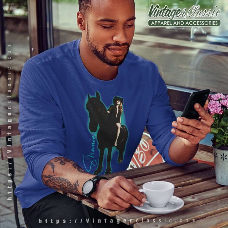 Shania Twain Blossom Music Center Sweatshirt Shania Twain Blossom Music Center Sweatshirt