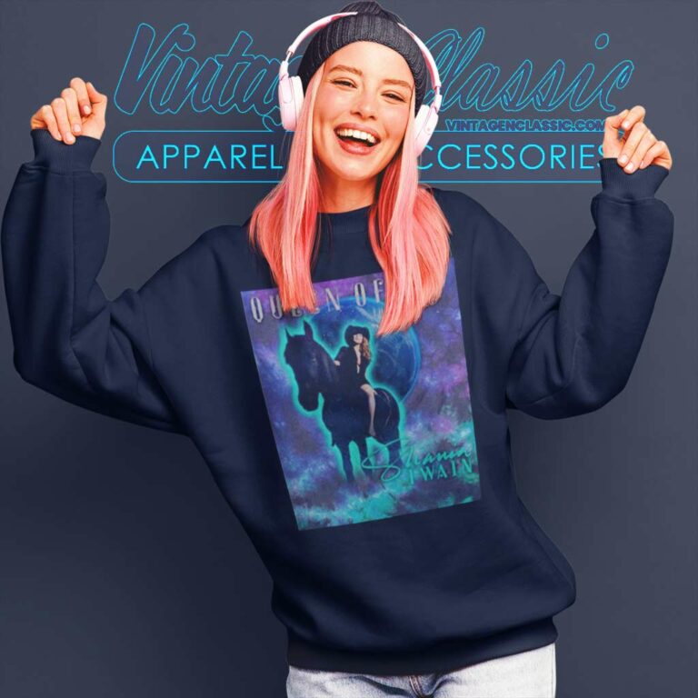 Shania Twain Shirt Queen Of Me Tour 2023 Sweatshirt Shania Twain Shirt Queen Of Me Tour 2023 Sweatshirt