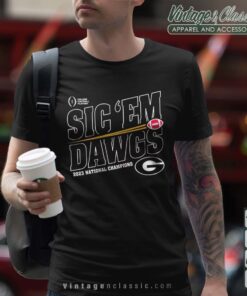 Sic ‘Em Dawgs CFP 2023 National Champions Shirt Gift for Georgia Bulldogs Fan Tshirt