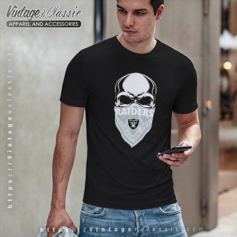 Skull Wear Bandana Las Vegas Raiders T Shirt Skull Wear Bandana Las Vegas Raiders T Shirt