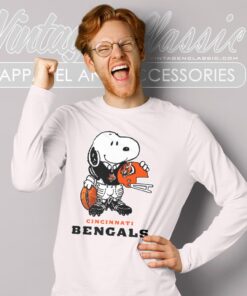 Snoopy A Strong And Proud Cincinnati Bengals Shirt Long Sleeve Tee