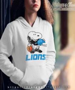 Snoopy A Strong And Proud Detroit Lions Shirt Hoodie