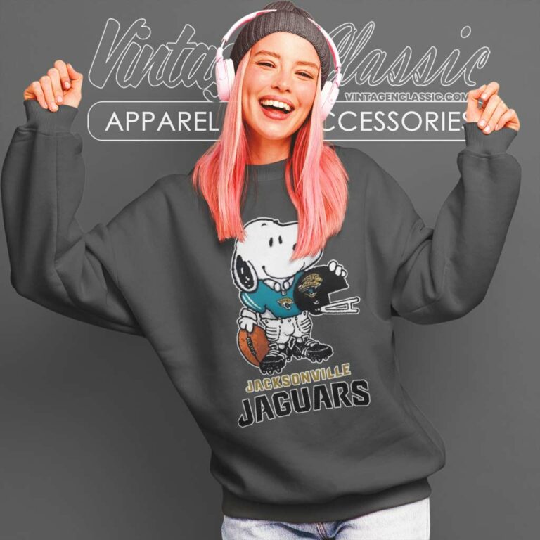Snoopy A Strong And Proud Jacksonville Jaguars Player Sweatshirt Snoopy A Strong And Proud Jacksonville Jaguars Player Sweatshirt