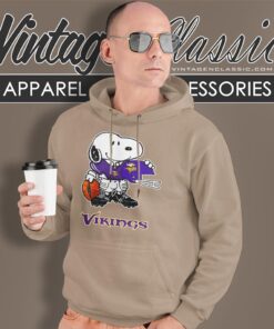 Snoopy A Strong And Proud Minnesota Vikings Shirt Hoodie