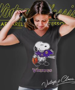 Snoopy A Strong And Proud Minnesota Vikings Shirt V Neck TShirt