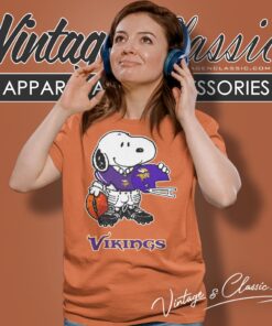 Snoopy A Strong And Proud Minnesota Vikings Shirt Women T shirt