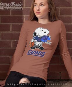 Snoopy A Strong And Proud New York Giants Shirt Long Sleeve Tee