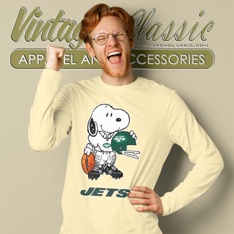 Snoopy A Strong And Proud New York Jets Shirt Long Sleeve Tee Snoopy A Strong And Proud New York Jets Shirt Long Sleeve Tee