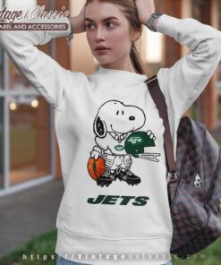 Snoopy A Strong And Proud New York Jets Shirt Sweatshirt