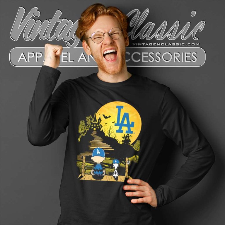 Snoopy And Charlie Brown Sit Under Moon Los Angeles Dodgers Halloween Long Sleeve Tee Snoopy And Charlie Brown Sit Under Moon Los Angeles Dodgers Halloween Long Sleeve Tee