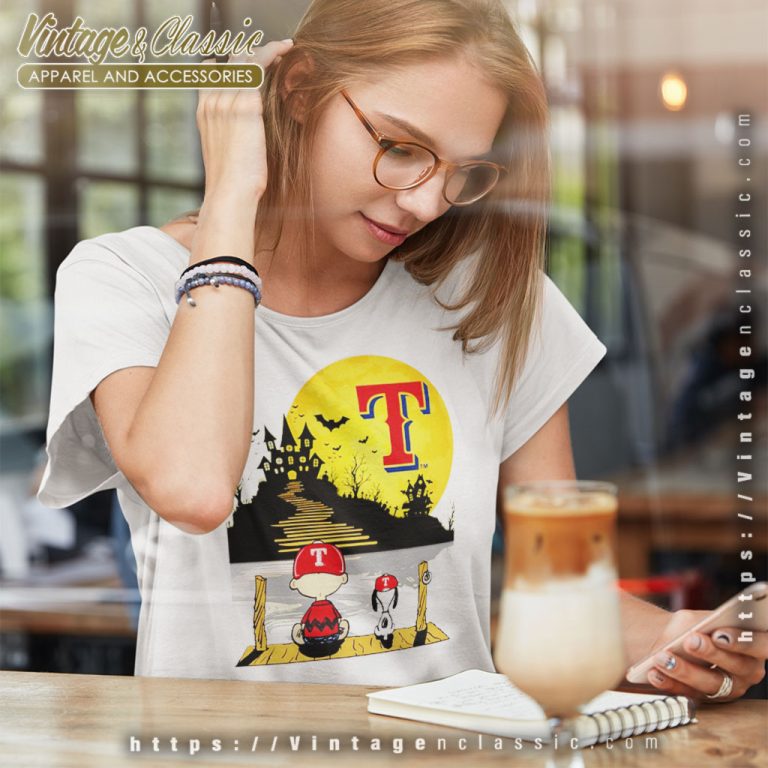 Snoopy And Charlie Brown Sit Under Moon Texas Rangers Halloween Women T Shirt Snoopy And Charlie Brown Sit Under Moon Texas Rangers Halloween Women T Shirt