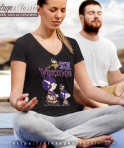 Snoopy And Charlie Brown Skol Viking V Neck TShirt