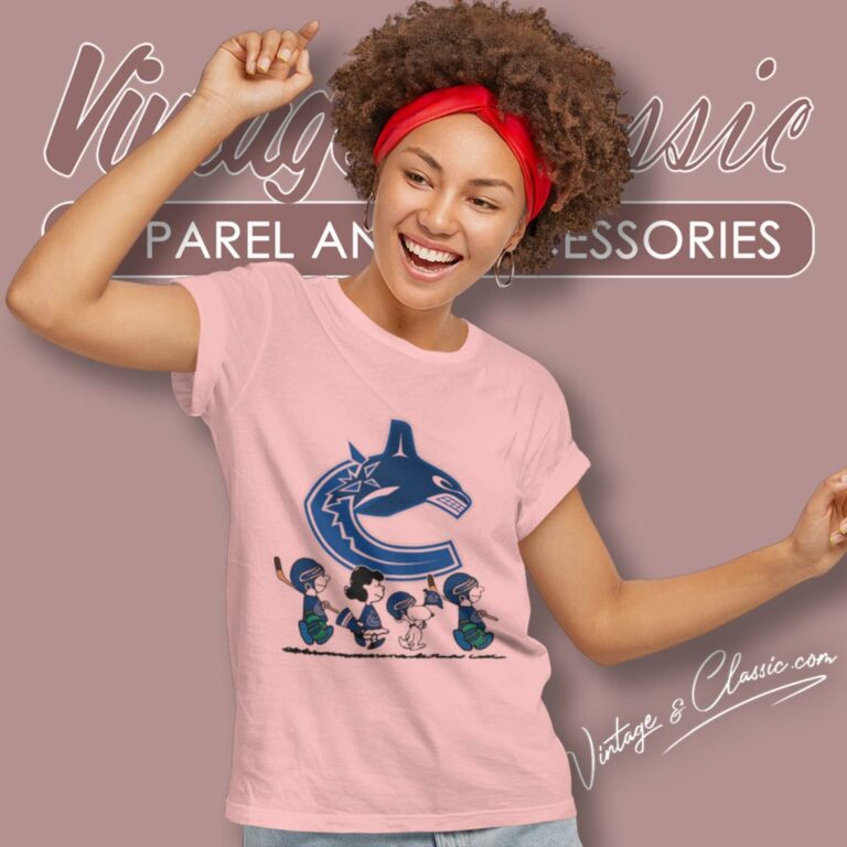 Snoopy And Friend Playing Vancouver Canucks Women T Shirt Snoopy And Friend Playing Vancouver Canucks Women T Shirt