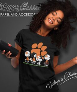 Snoopy And Friends Cheer For The Clemson Tigers Women T Shirt