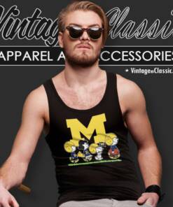 Snoopy And Friends Cheer For The Michigan Wolverines Tank Top Racerback