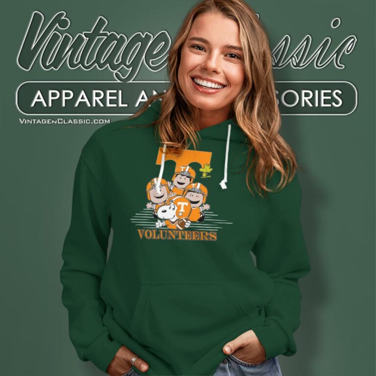 Snoopy And Friends Happy Tennessee Volunteers Hoodie Snoopy And Friends Happy Tennessee Volunteers Hoodie