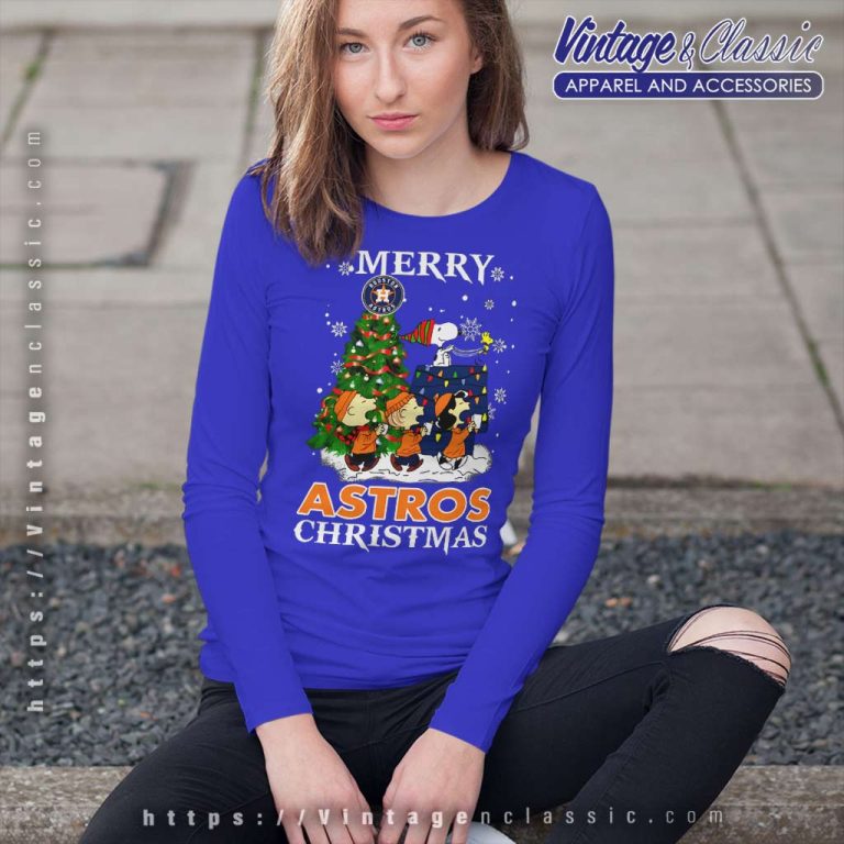 Snoopy And Friends Houston Astros Merry Christmas Long Sleeve Tee Snoopy And Friends Houston Astros Merry Christmas Long Sleeve Tee