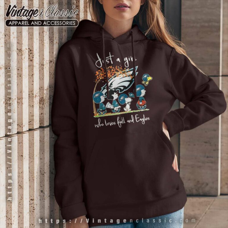 Snoopy And Friends Just A Girl Who Love Fall And Philadelphia Eagles 2023 Hoodie Snoopy And Friends Just A Girl Who Love Fall And Philadelphia Eagles 2023 Hoodie