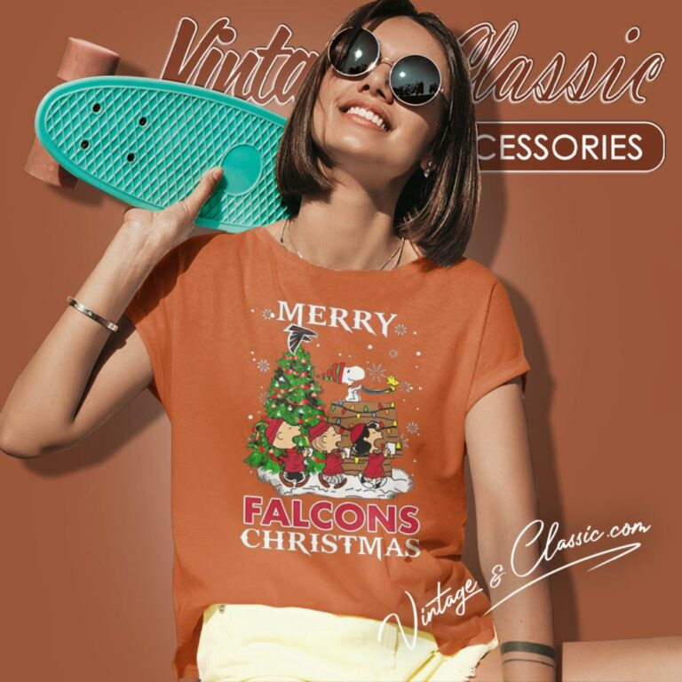 Snoopy And Friends Merry Atlanta Falcons Christmas Women T Shirt Snoopy And Friends Merry Atlanta Falcons Christmas Women T Shirt