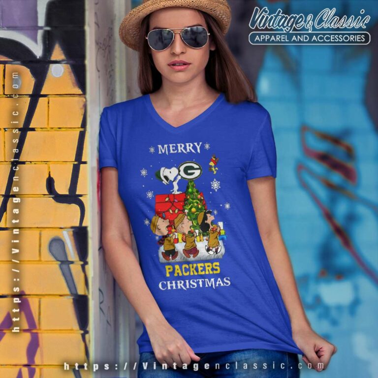 Snoopy And Friends Merry Christmas Green Bay Packers V Neck TShirt Snoopy And Friends Merry Christmas Green Bay Packers V Neck TShirt