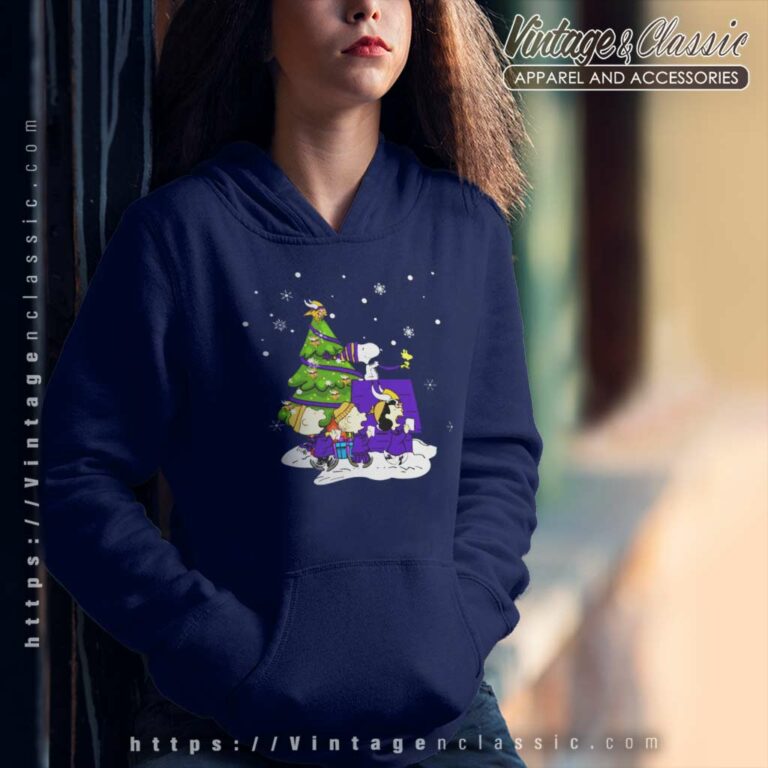 Snoopy And Friends Minnesota Vikings Christmas Hoodie Snoopy And Friends Minnesota Vikings Christmas Hoodie