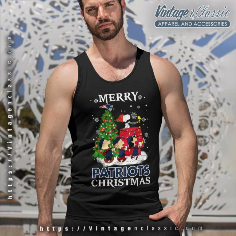 Snoopy And Friends New England Patriots Merry Christmas Tank Top Racerback Snoopy And Friends New England Patriots Merry Christmas Tank Top Racerback
