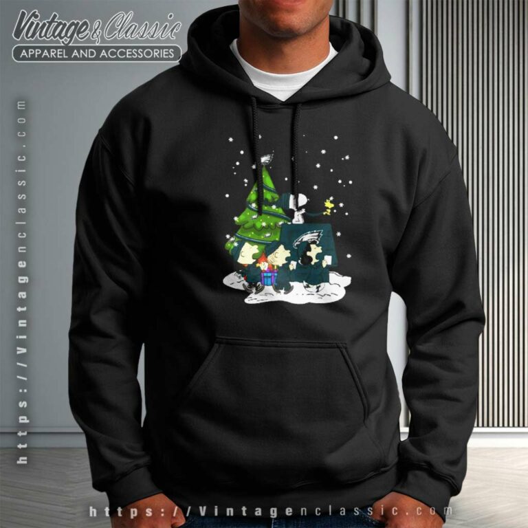 Snoopy And Friends Philadelphia Eagles Merry Christmas Hoodie Snoopy And Friends Philadelphia Eagles Merry Christmas Hoodie