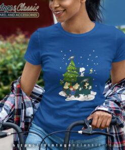 Snoopy And Friends Philadelphia Eagles Merry Christmas Women TShirt