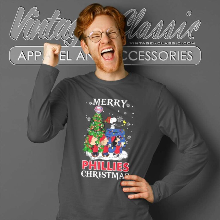 Snoopy And Friends Philadelphia Phillies Merry Christmas Long Sleeve Tee Snoopy And Friends Philadelphia Phillies Merry Christmas Long Sleeve Tee