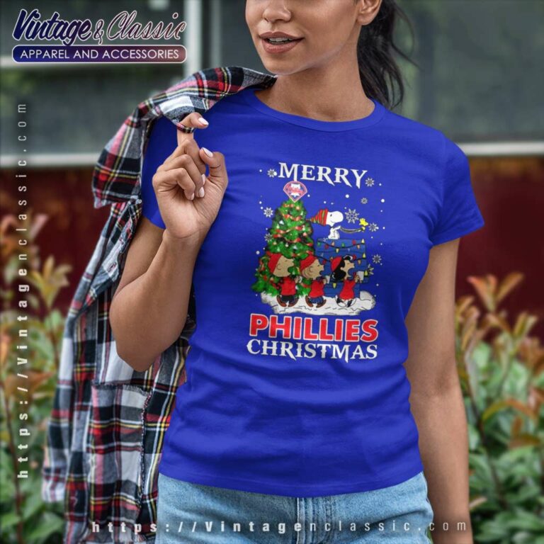 Snoopy And Friends Philadelphia Phillies Merry Christmas Women TShirt Snoopy And Friends Philadelphia Phillies Merry Christmas Women TShirt