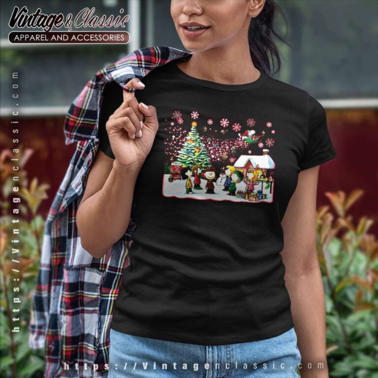 Snoopy And Friends Singing Around Christmas Women TShirt Snoopy And Friends Singing Around Christmas Women TShirt