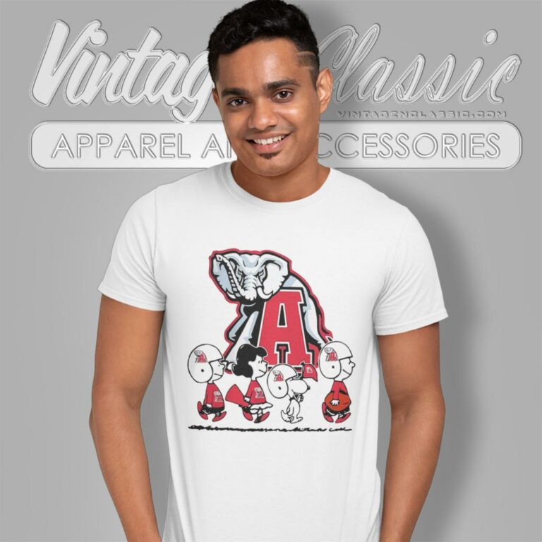 Snoopy And Friends Walking Alabama Crimson Tide T Shirt Snoopy And Friends Walking Alabama Crimson Tide T Shirt
