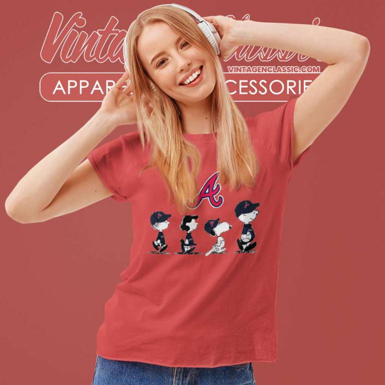 Snoopy And Friends Walking Atlanta Braves Women TShirt Snoopy And Friends Walking Atlanta Braves Women TShirt
