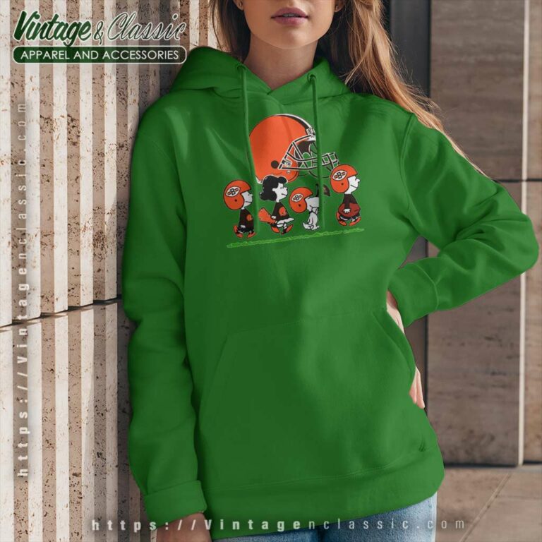 Snoopy And Friends Walking Cleveland Browns Hoodie Snoopy And Friends Walking Cleveland Browns Hoodie