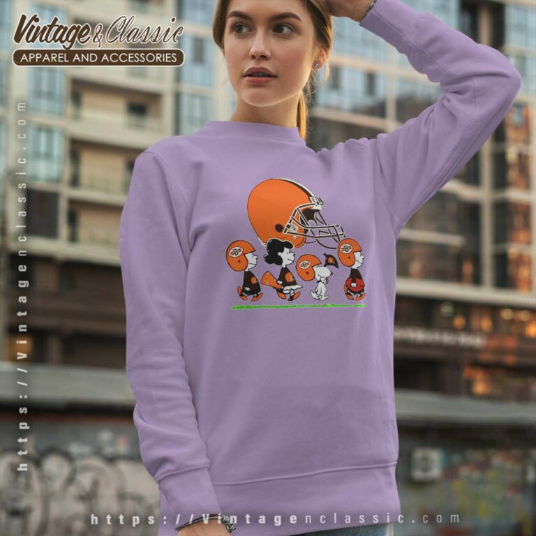 Snoopy And Friends Walking Cleveland Browns Sweatshirt Snoopy And Friends Walking Cleveland Browns Sweatshirt
