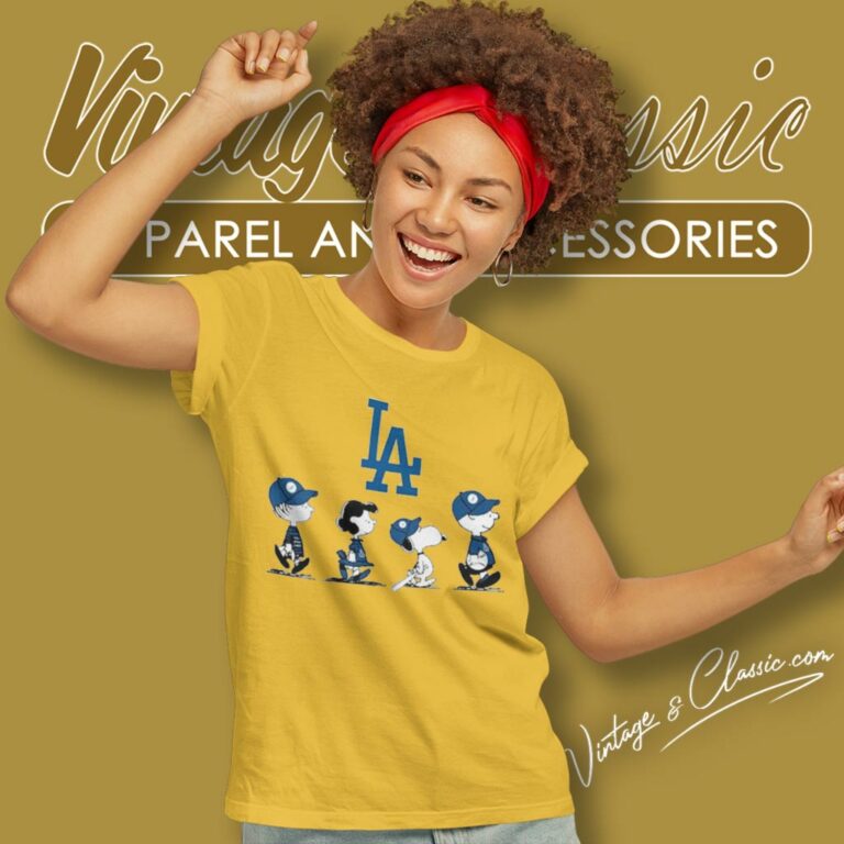 Snoopy And Friends Walking Los Angeles Dodgers Women T Shirt Snoopy And Friends Walking Los Angeles Dodgers Women T Shirt