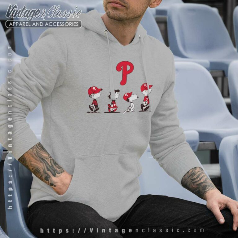 Snoopy And Friends Walking Philadelphia Phillies Hoodie Snoopy And Friends Walking Philadelphia Phillies Hoodie