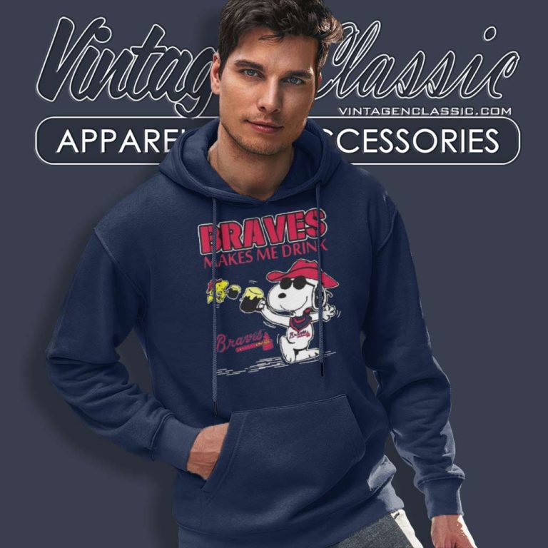 Snoopy And Woodstock Atlanta Braves Make Me Drink Hoodie Snoopy And Woodstock Atlanta Braves Make Me Drink Hoodie