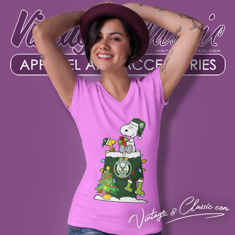 Snoopy And Woodstock Christmas Gift For Fans Milwaukee Bucks Nba Xmas Tree Decorations V Neck TShirt Snoopy And Woodstock Christmas Gift For Fans Milwaukee Bucks Nba Xmas Tree Decorations V Neck TShirt