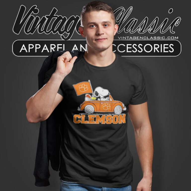 Snoopy And Woodstock Driving Car Clemson Tigers T Shirt Snoopy And Woodstock Driving Car Clemson Tigers T Shirt