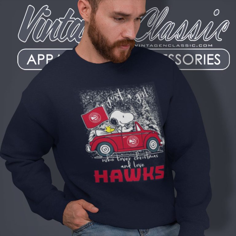 Snoopy And Woodstock Just A Girl Who Lover Christmas And Love Atlanta Hawks Sweatshirt Snoopy And Woodstock Just A Girl Who Lover Christmas And Love Atlanta Hawks Sweatshirt