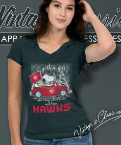 Snoopy And Woodstock Just A Girl Who Lover Christmas And Love Atlanta Hawks V Neck TShirt