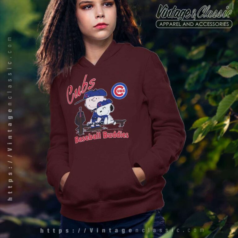 Snoopy Charlie Brown Baseball Buddies Chicago Cubs Hoodie Snoopy Charlie Brown Baseball Buddies Chicago Cubs Hoodie