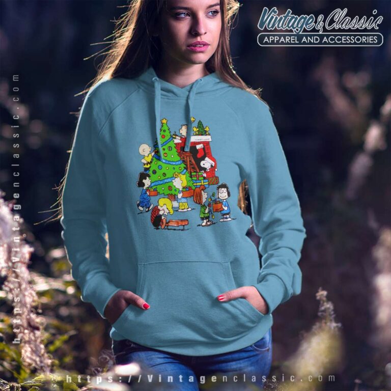 Snoopy Charlie Brown Christmas Gifts Hoodie Snoopy Charlie Brown Christmas Gifts Hoodie