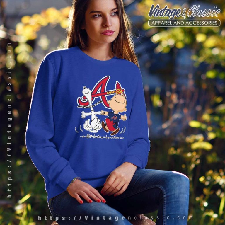 Snoopy Charlie Brown Dancing With Atlanta Braves Sweatshirt Snoopy Charlie Brown Dancing With Atlanta Braves Sweatshirt