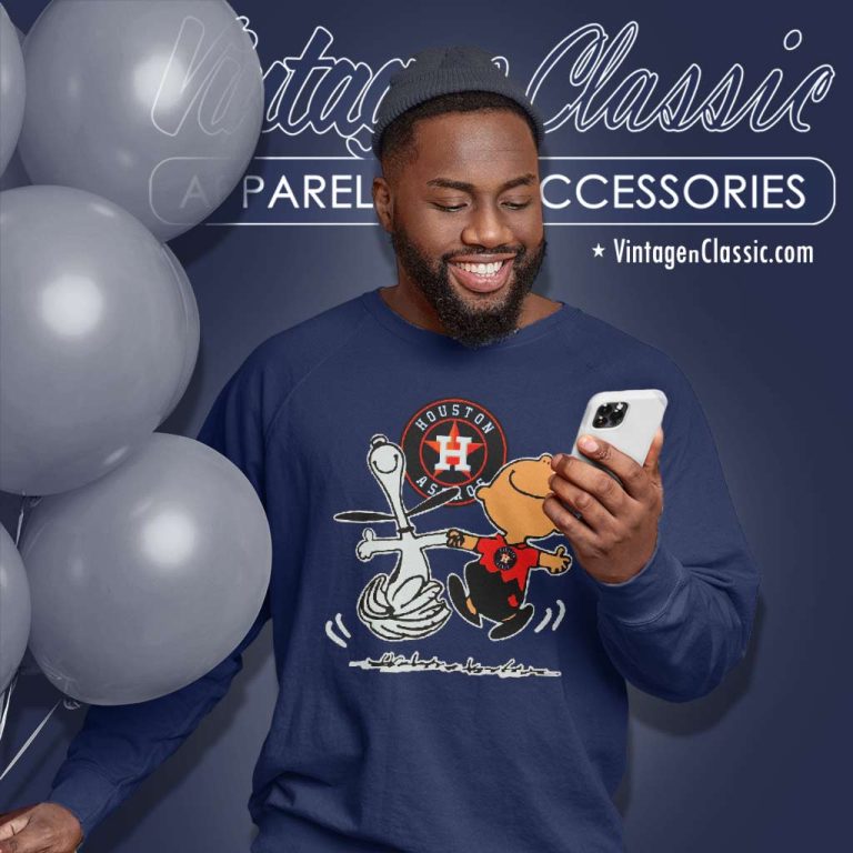 Snoopy Charlie Brown Dancing With Houston Astros Sweatshirt Snoopy Charlie Brown Dancing With Houston Astros Sweatshirt