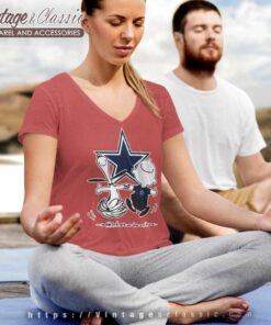 Snoopy Charlie Brown Happy Dallas Cowboys V Neck TShirt