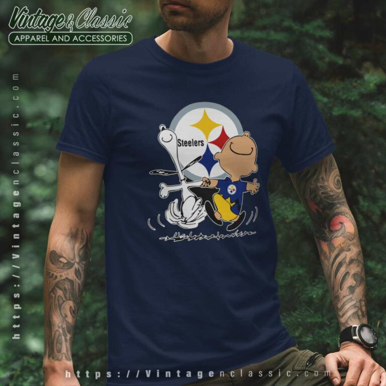 Snoopy Charlie Brown Happy Pittsburgh Steelers T Shirt Snoopy Charlie Brown Happy Pittsburgh Steelers T Shirt